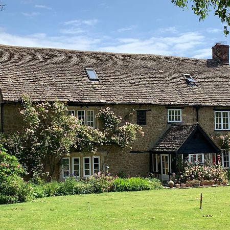 Forthay Bed And Breakfast North Nibley Exteriör bild