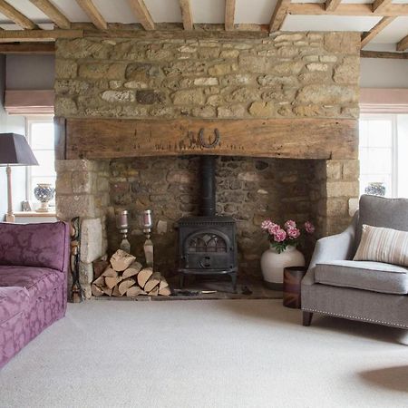 Forthay Bed And Breakfast North Nibley Exteriör bild